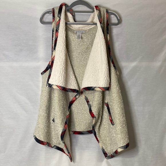 See and Be Seen Jackets & Blazers - See and Be Seen Vest Cardigan Sweater size M / L cozy & warm